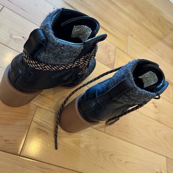 ✨Sorel Brex Heeled Booties size 6.5 ✨ Black n’ Tan - Picture 3 of 7